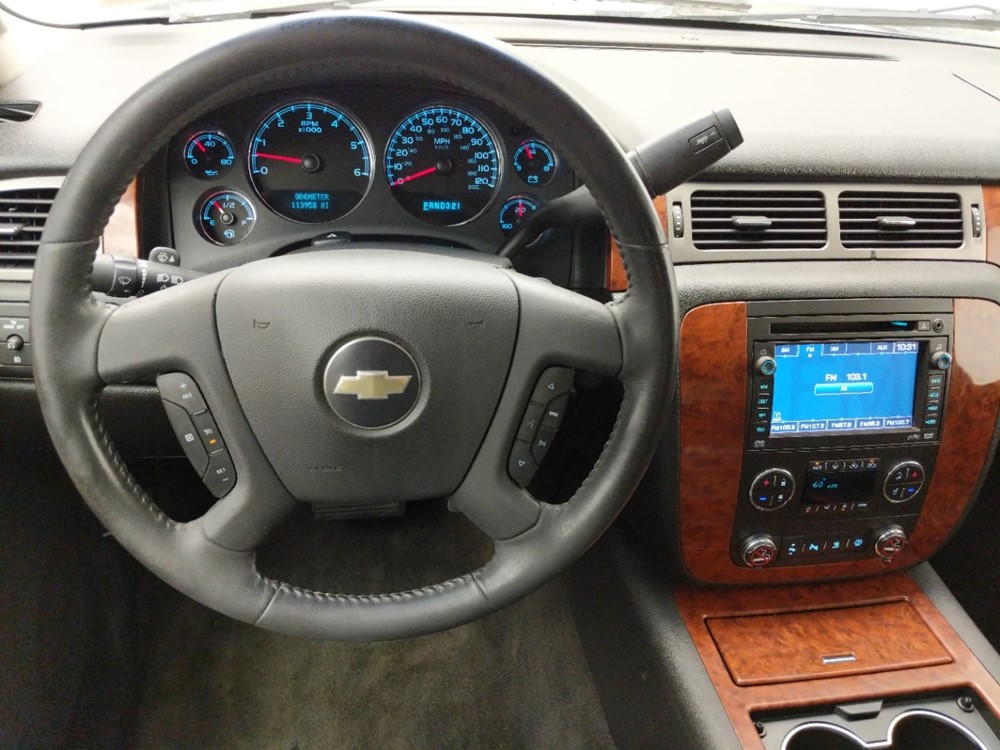 2008 Chevrolet Avalanche - Driver Dash
