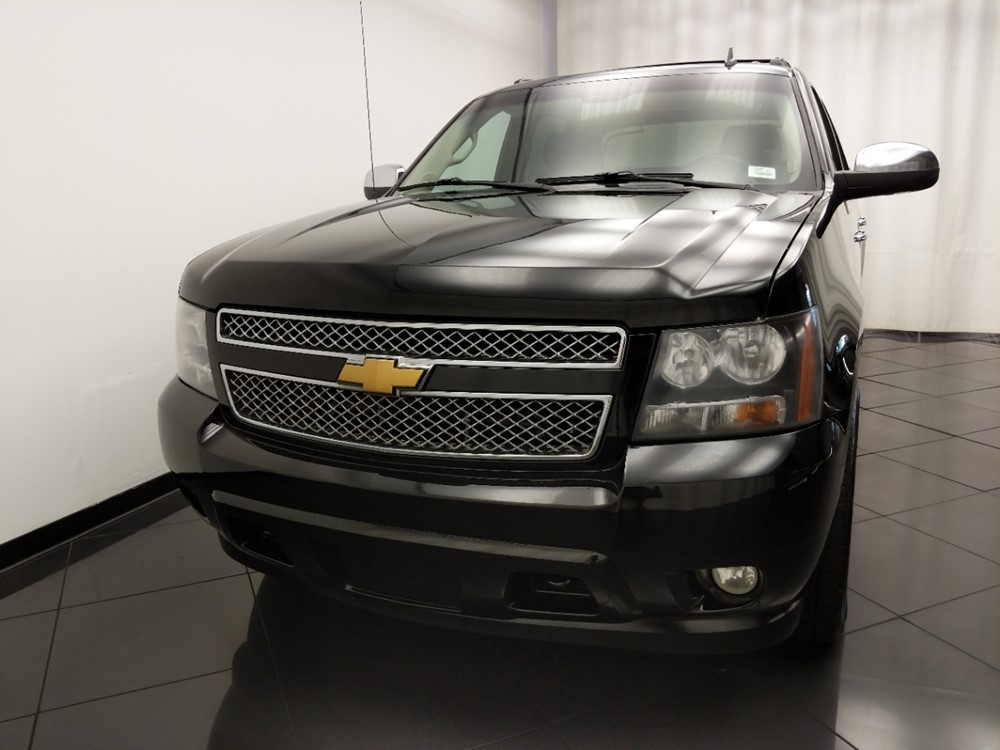 2008 Chevrolet Avalanche - Driver Front Hood