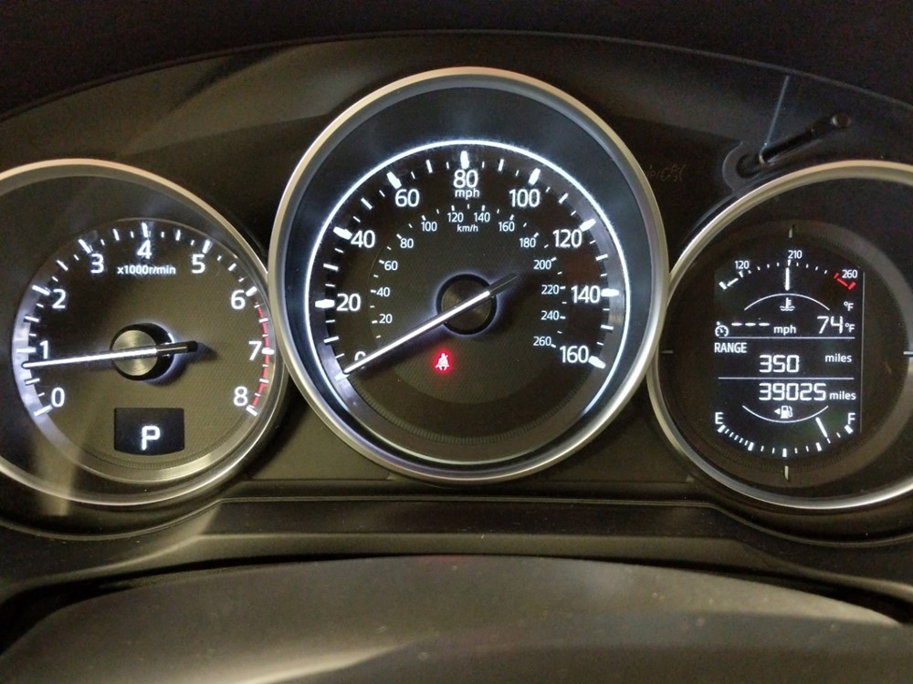 2017 Mazda Mazda6 - Odometer Close Up