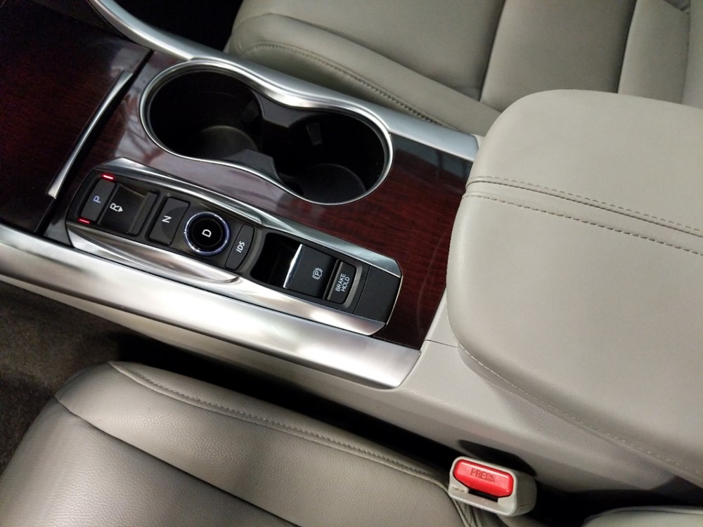 2015 Acura TLX - Center Console/Cup Holders