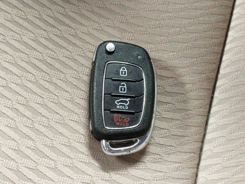2018 Hyundai Santa Fe - Keys