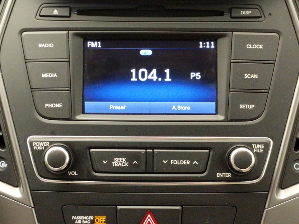 2018 Hyundai Santa Fe - Stereo Package