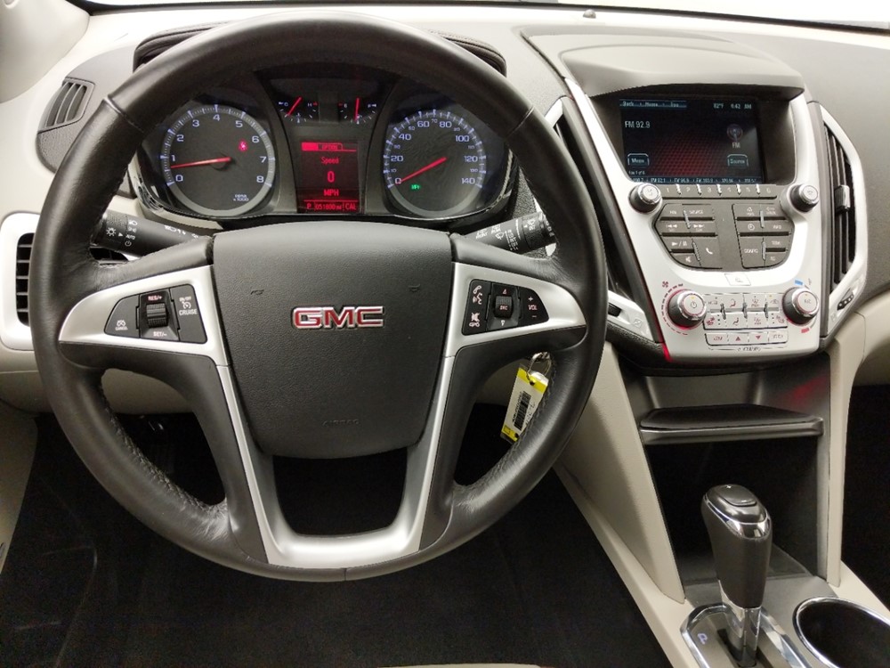 2016 GMC Terrain - Driver Dash