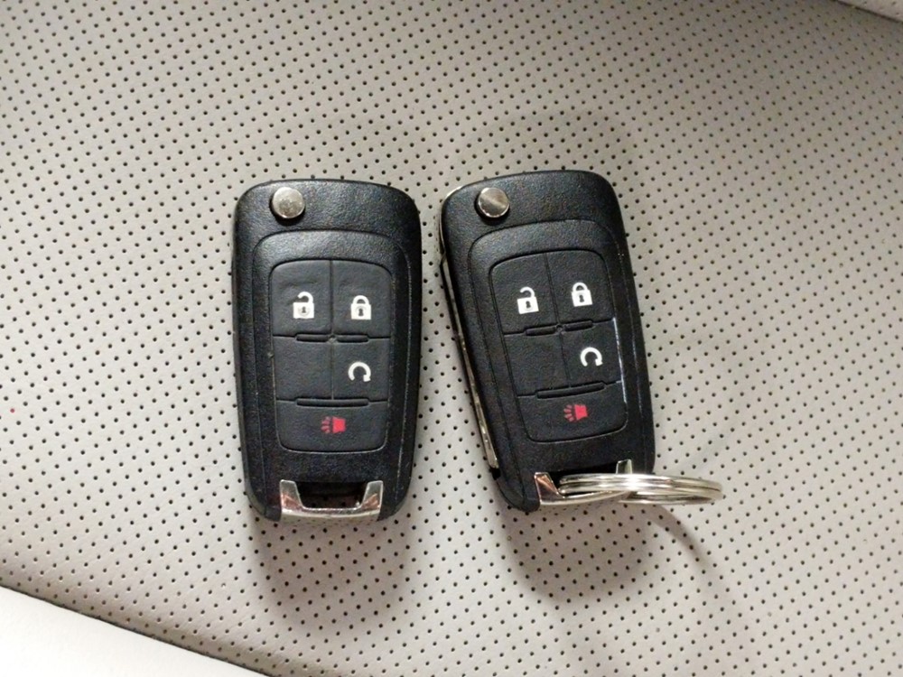 2016 GMC Terrain - Keys