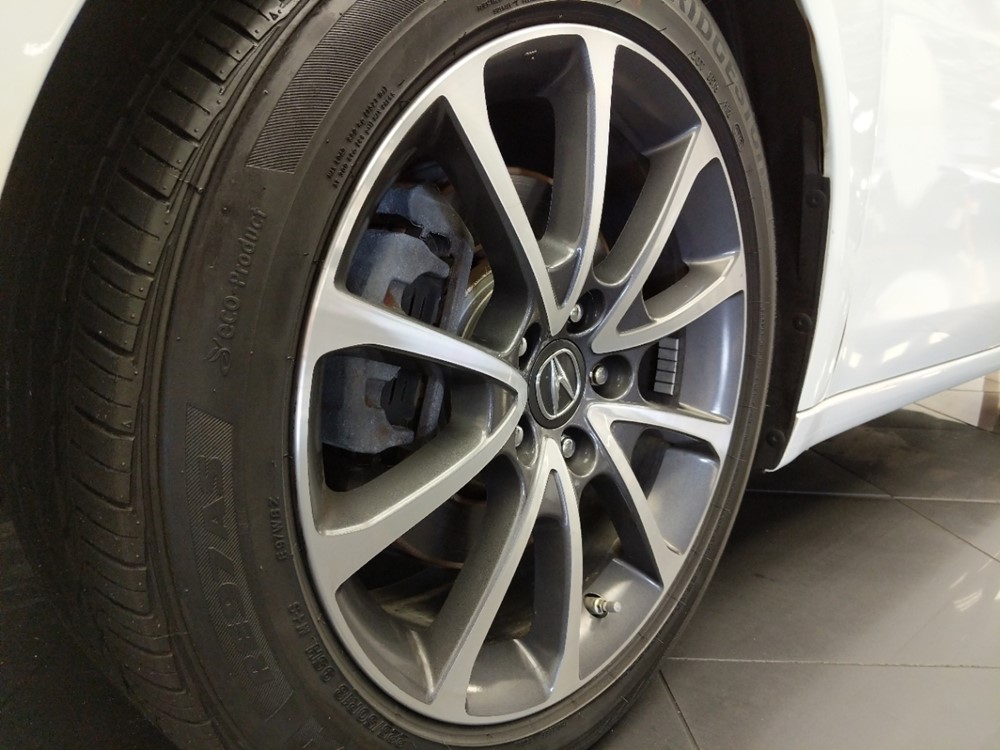 2015 Acura TLX - Wheel