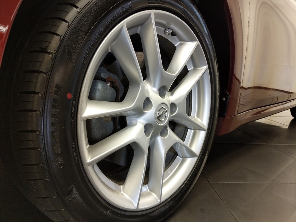 2013 Nissan Maxima - Wheel