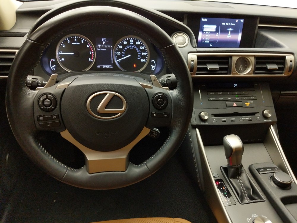 2016 Lexus IS 200t - Driver Dash