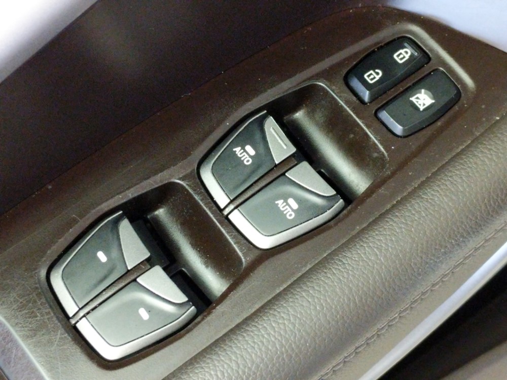 2015 Hyundai Santa Fe - Driver Power Windows/Lock Control