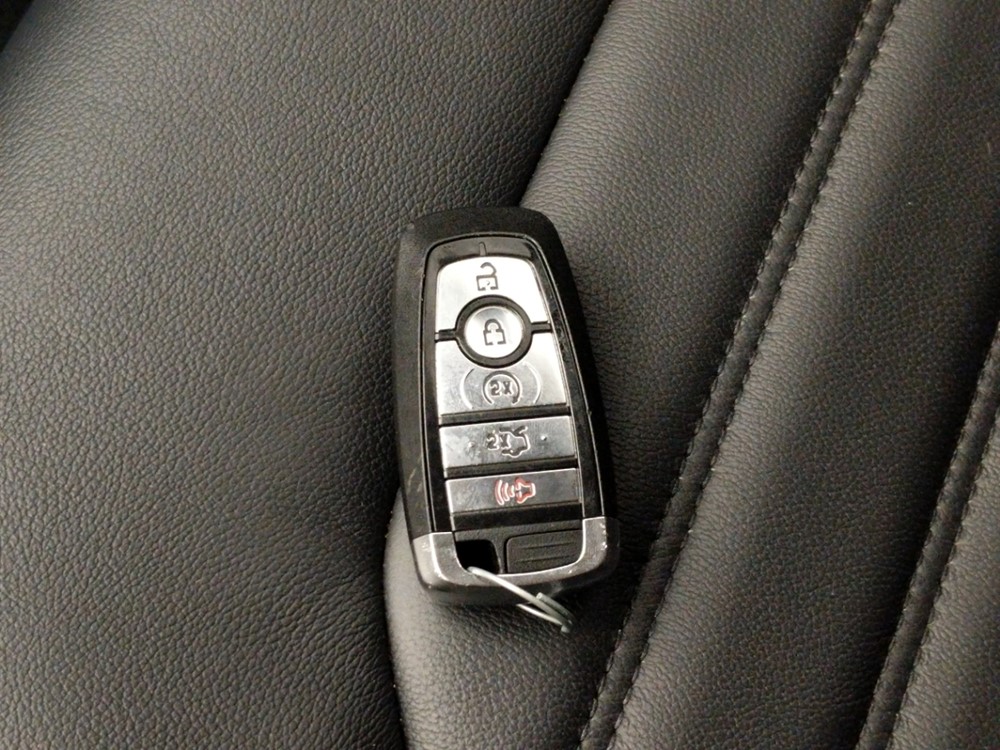 2017 Ford Fusion - Keys
