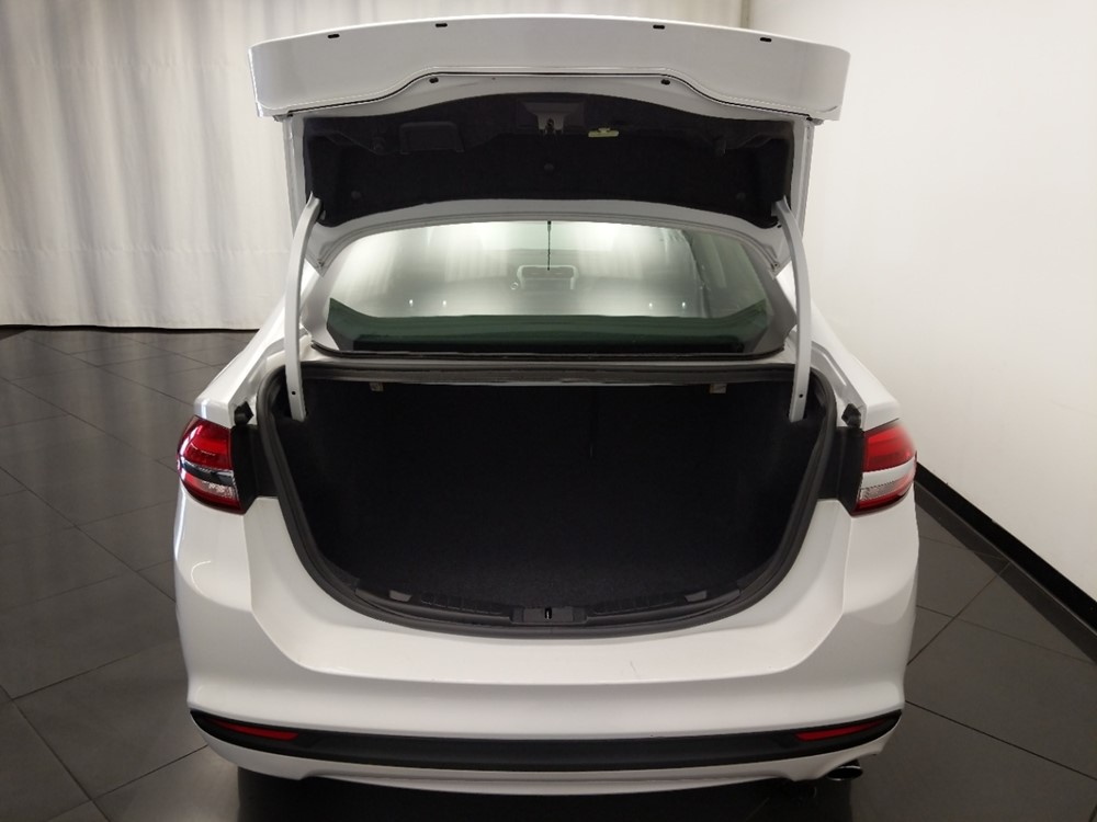 2017 Ford Fusion - Trunk