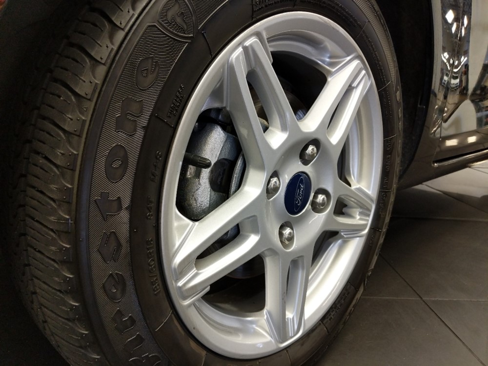 2017 Ford Fiesta - Wheel