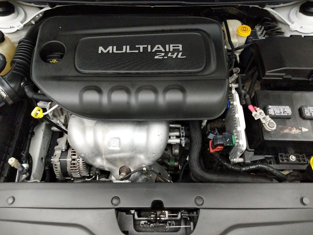 2015 Chrysler 200 - Engine