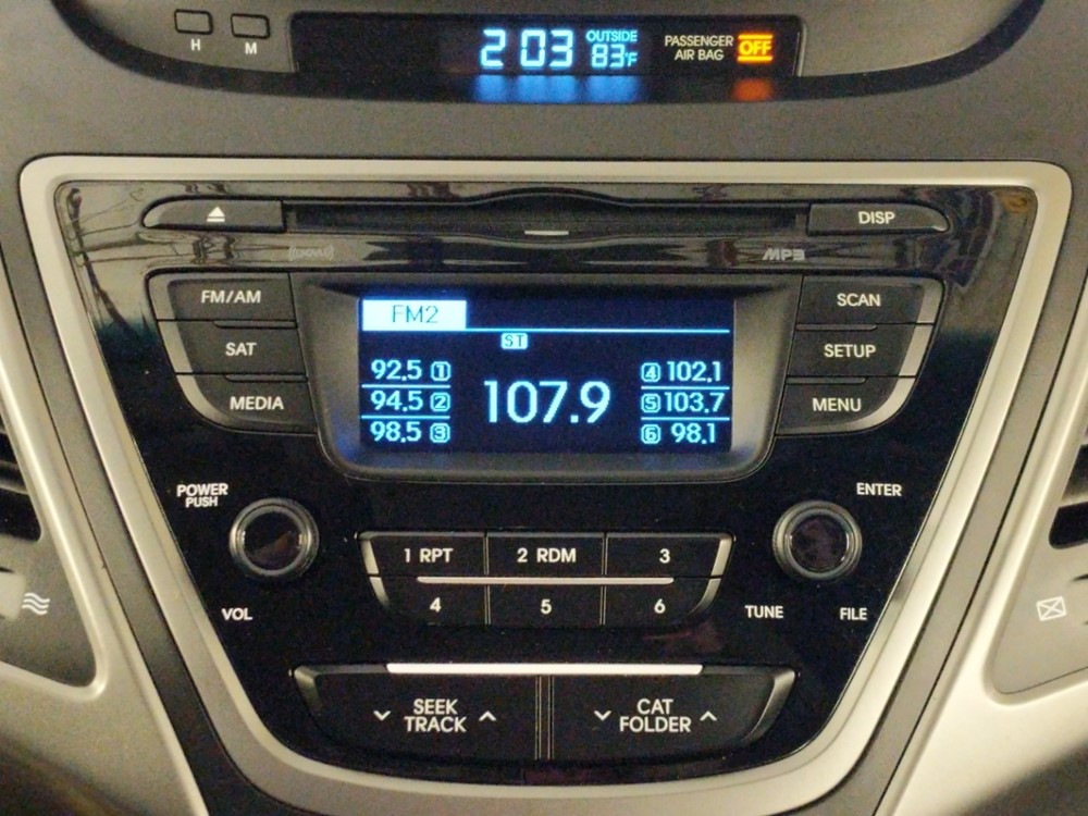 2015 Hyundai Elantra - Stereo Package