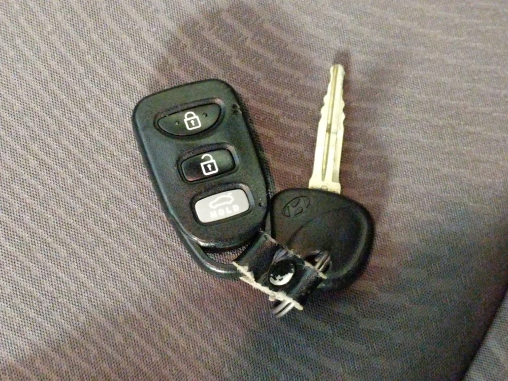 2015 Hyundai Elantra - Keys