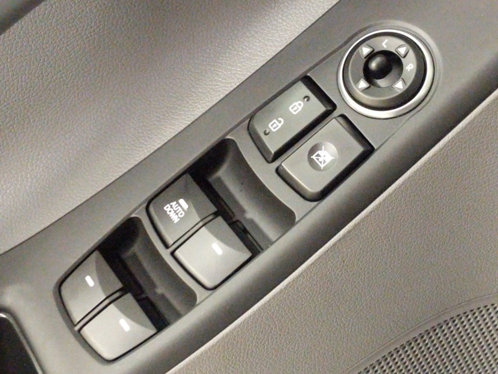 2015 Hyundai Elantra - Driver Power Windows/Lock Control