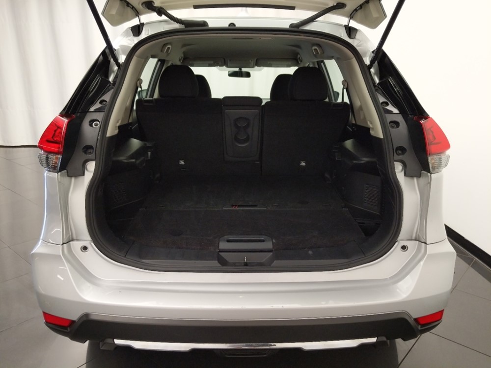 2018 Nissan Rogue - Trunk