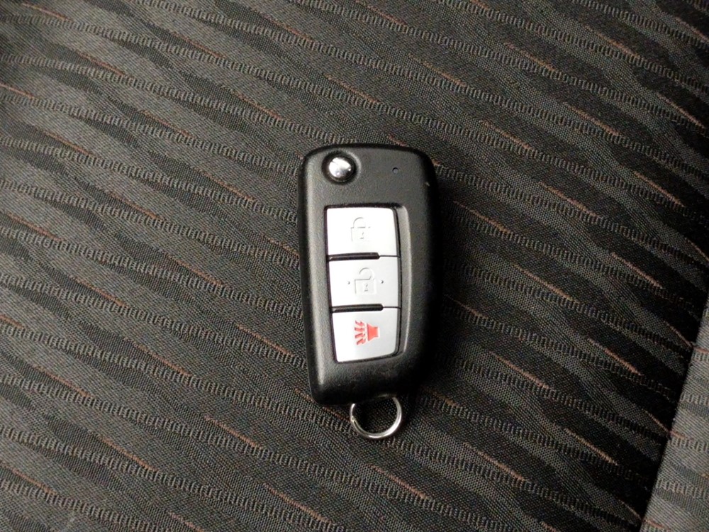 2018 Nissan Rogue - Keys