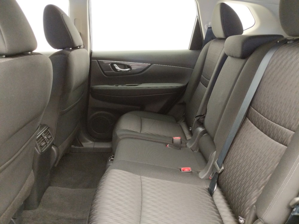 2018 Nissan Rogue - Driver Rear Seat