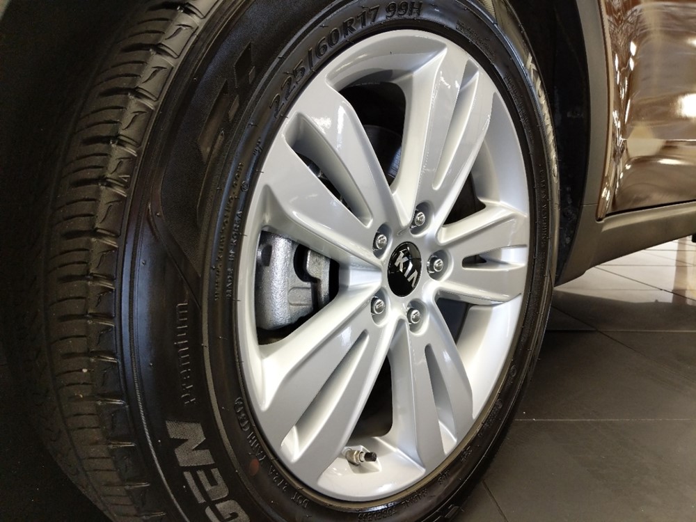 2018 Kia Sportage - Wheel