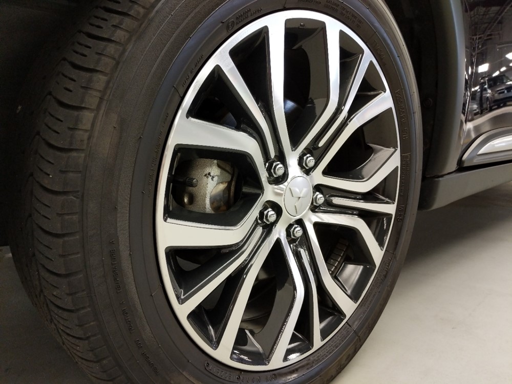 2018 Mitsubishi Outlander - Wheel