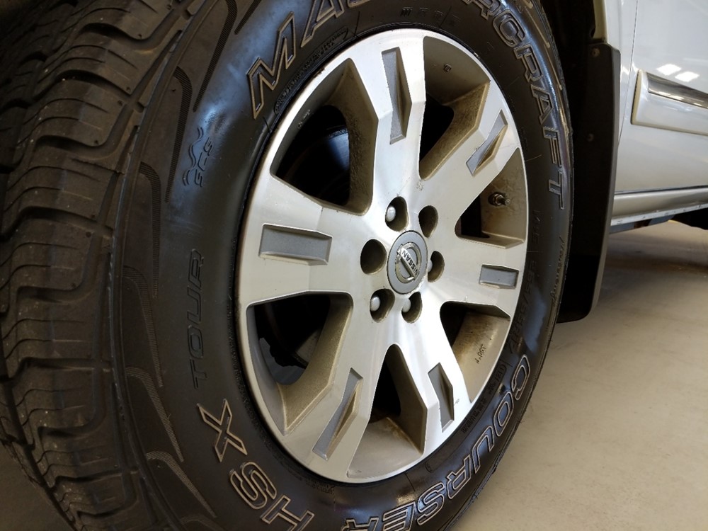 2012 Nissan Pathfinder - Wheel