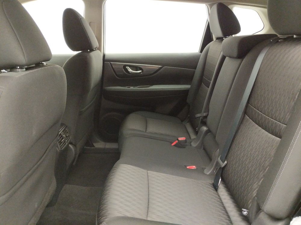 2017 Nissan Rogue - Driver Rear Seat