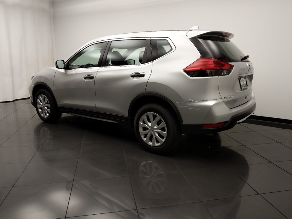 2017 Nissan Rogue - Driver Rear Side