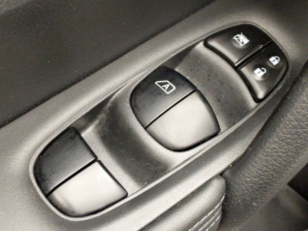 2017 Nissan Rogue - Driver Power Windows/Lock Control