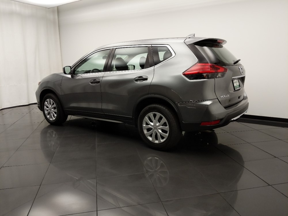 2017 Nissan Rogue - Driver Rear Side