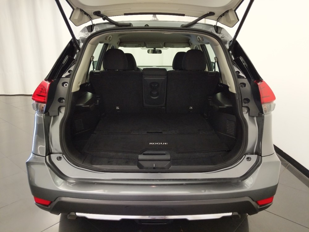 2017 Nissan Rogue - Trunk