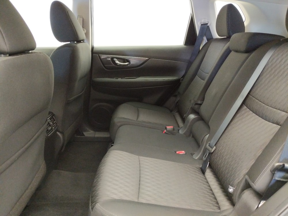 2017 Nissan Rogue - Driver Rear Seat