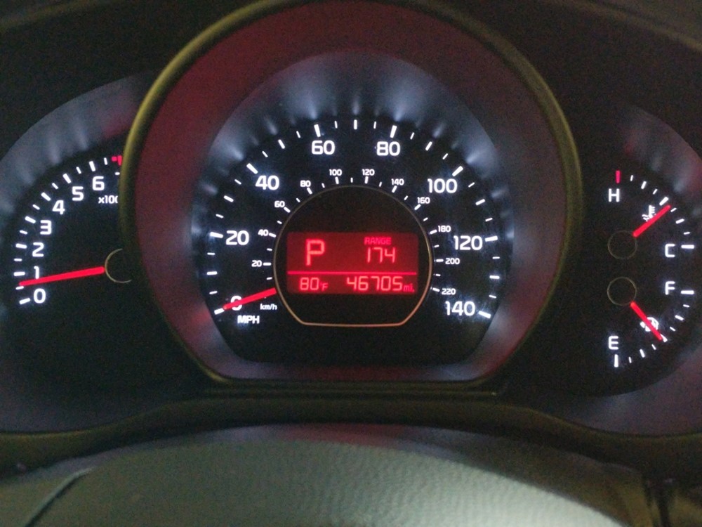 2016 Kia Soul - Odometer Close Up