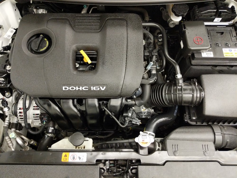 2017 Kia Forte - Engine