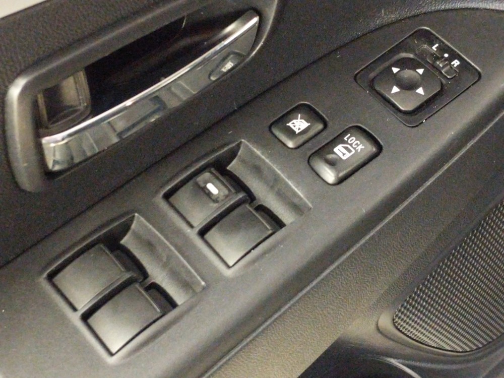 2011 Mitsubishi Outlander - Driver Power Windows/Lock Control
