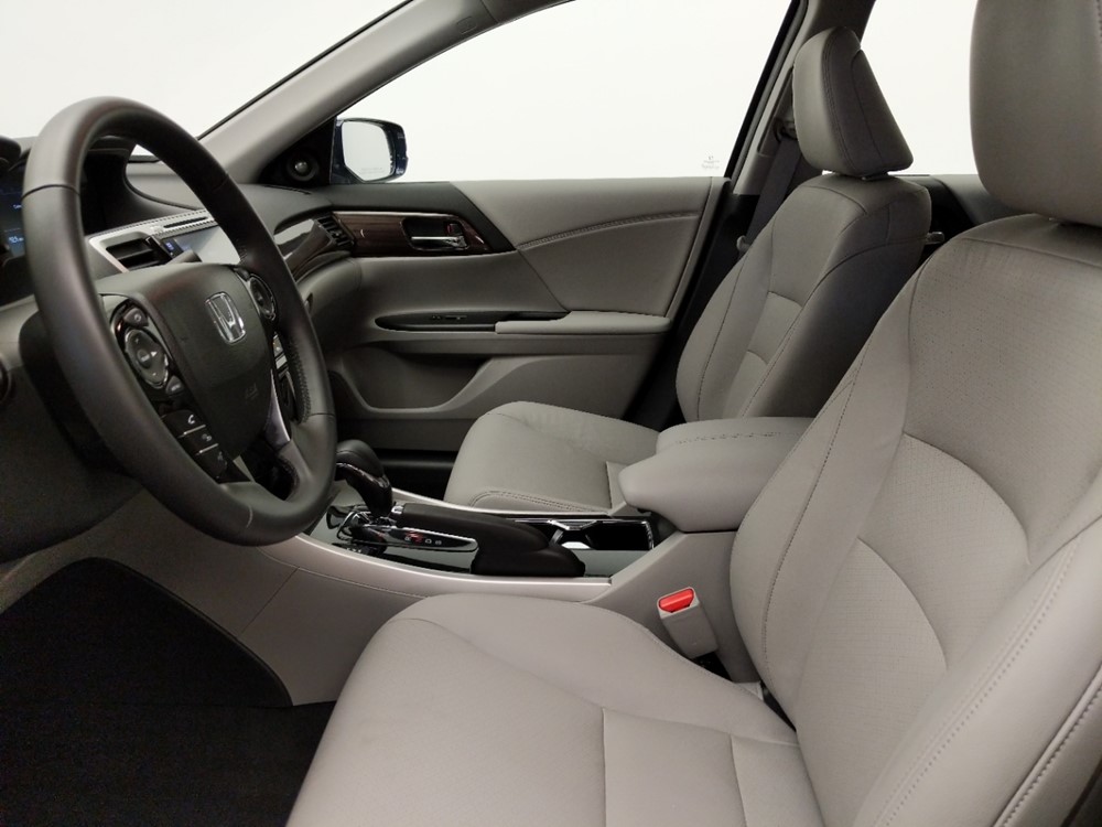 2017 Honda Accord - Driver Front Seat