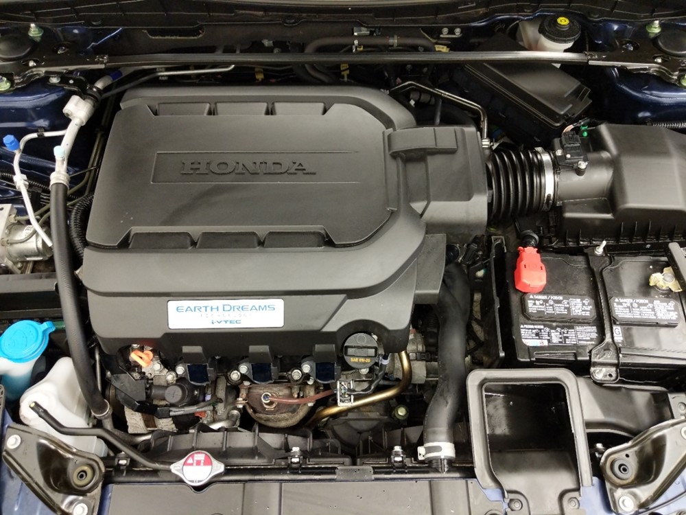 2017 Honda Accord - Engine