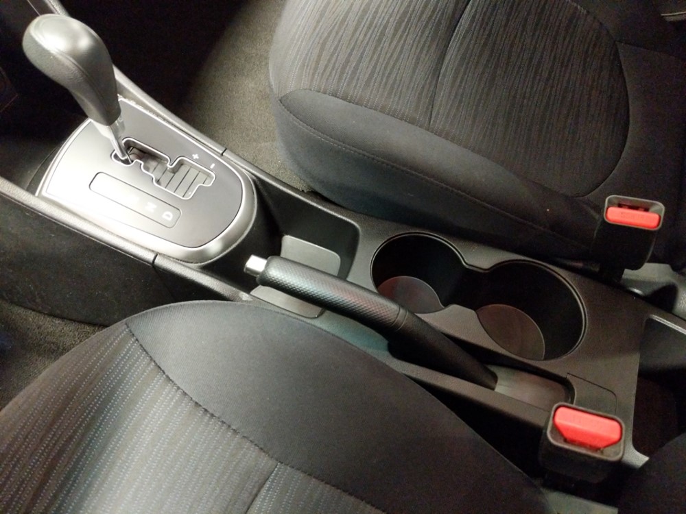 2017 Hyundai Accent - Center Console/Cup Holders