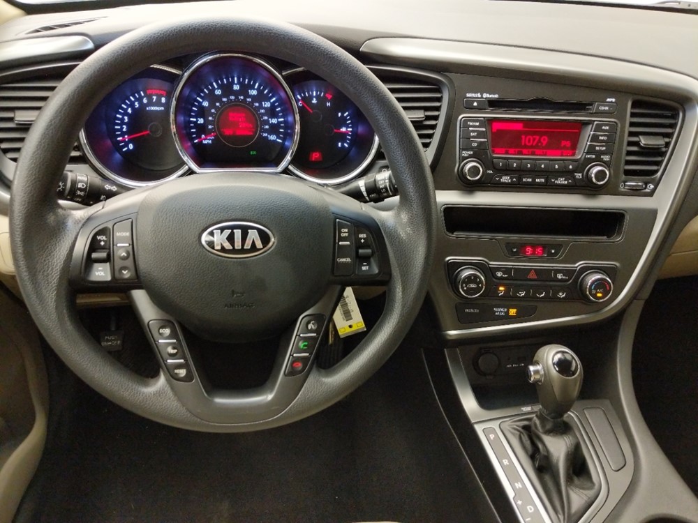 2013 Kia Optima - Driver Dash