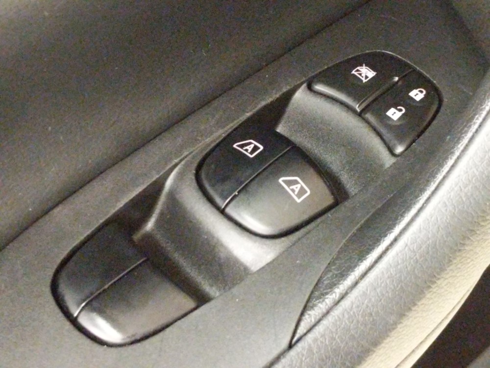 2017 Nissan Altima - Driver Power Windows/Lock Control
