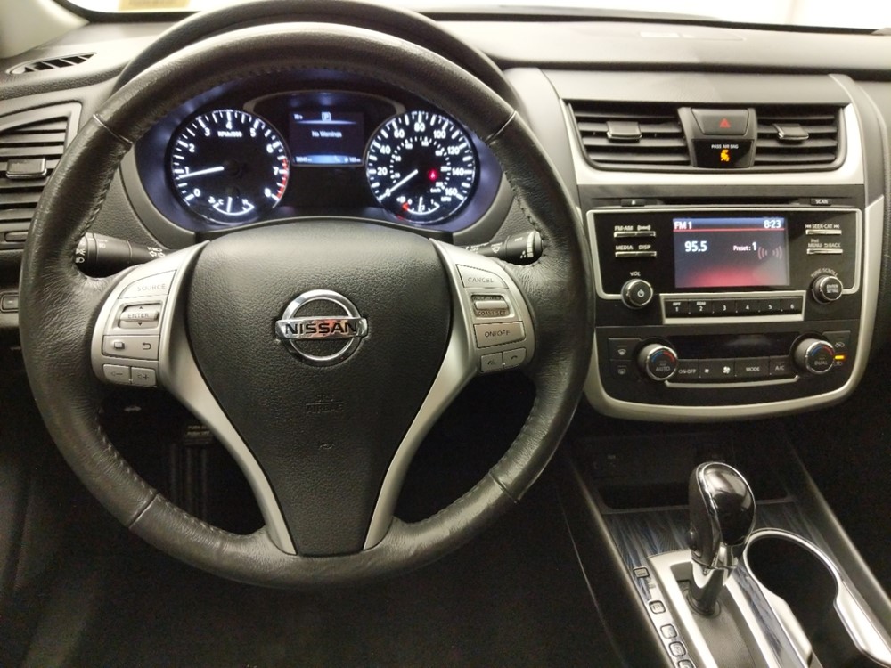 2017 Nissan Altima - Driver Dash