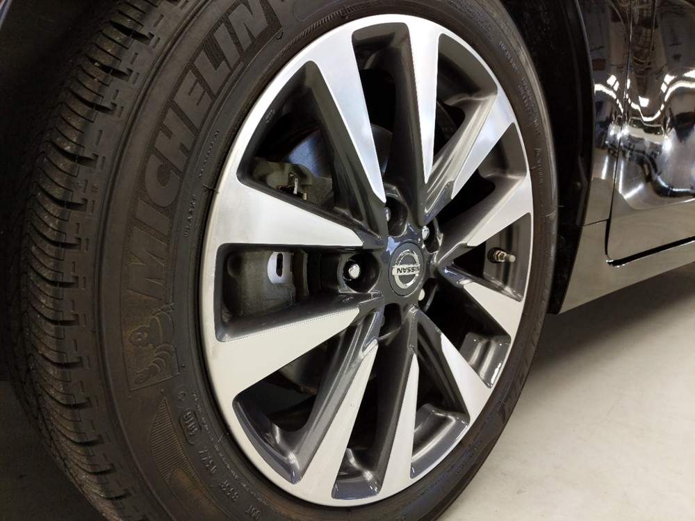 2017 Nissan Altima - Wheel