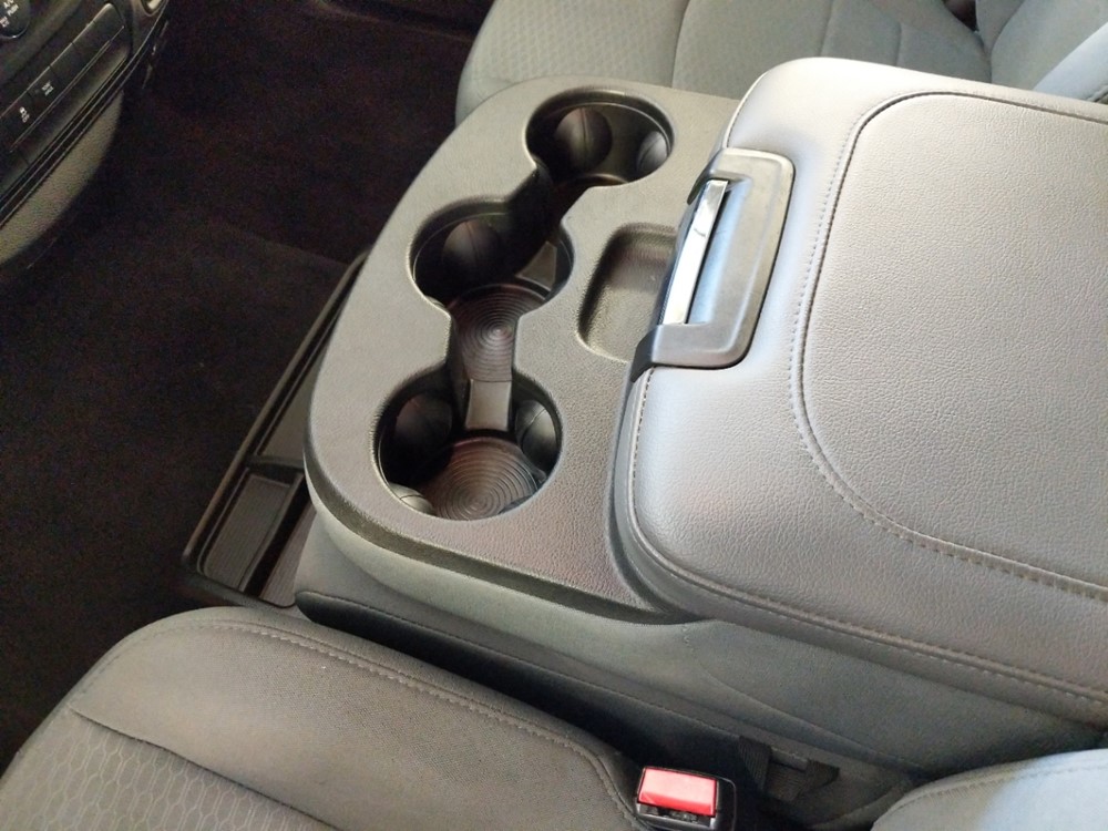 2017 Dodge Ram 1500 - Center Console/Cup Holders