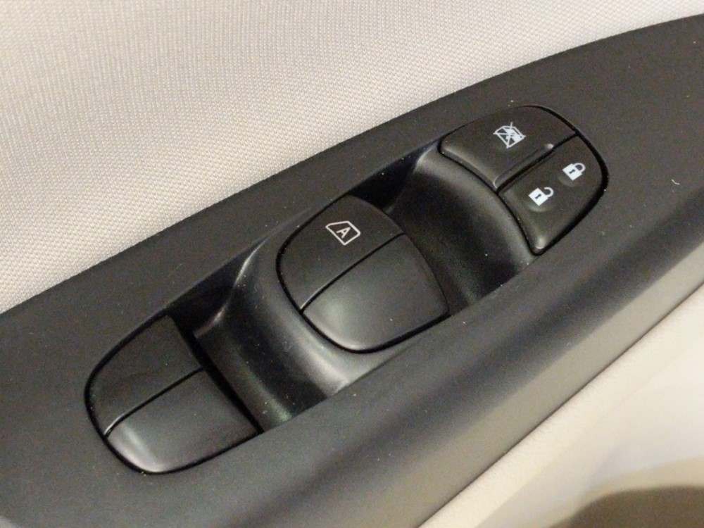 2017 Nissan Sentra - Driver Power Windows/Lock Control