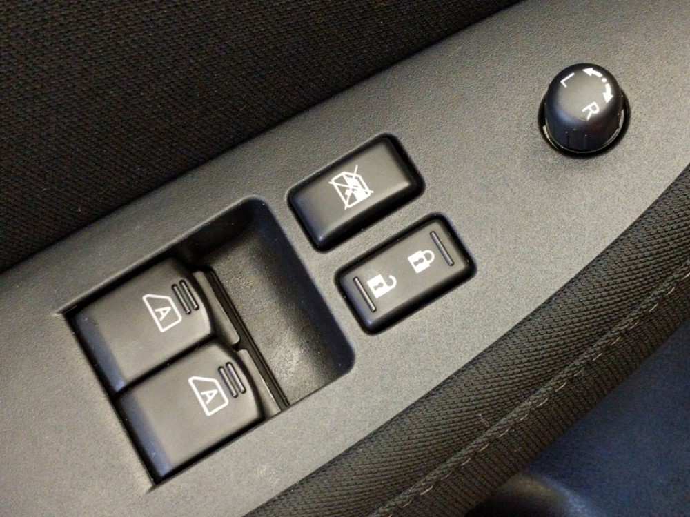 2016 Nissan 370Z - Driver Power Windows/Lock Control