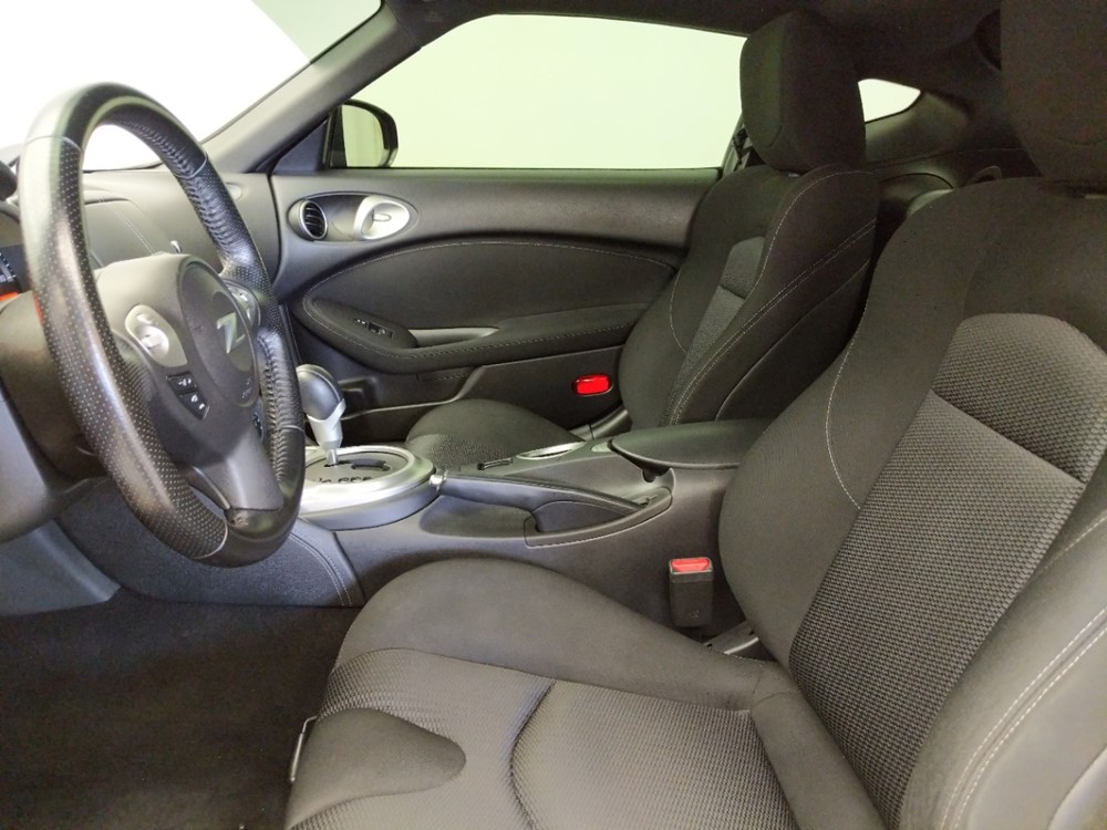2016 Nissan 370Z - Driver Front Seat