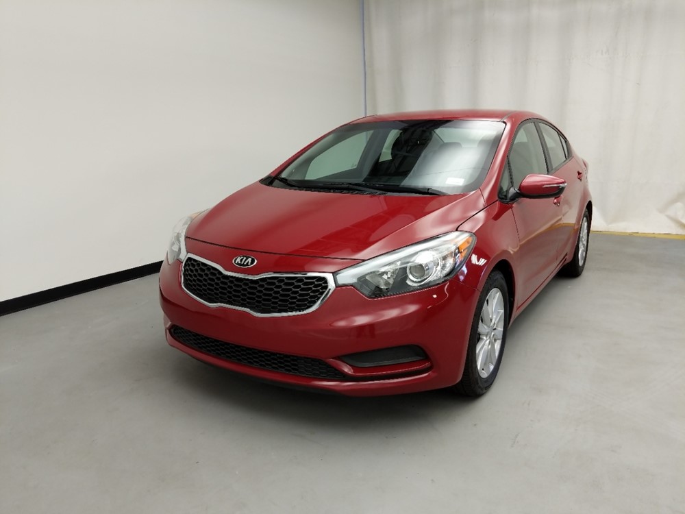 2016 Kia Forte - Driver Front Hood