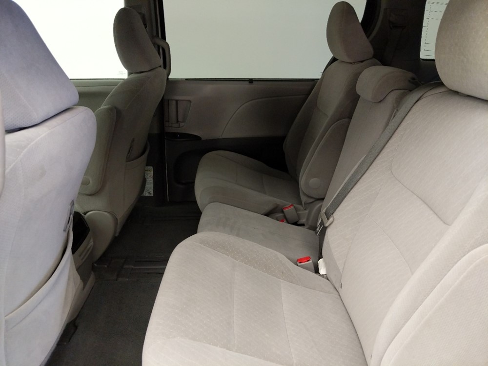 2017 Toyota Sienna - Driver Rear Seat