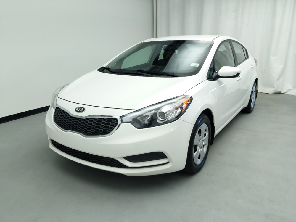 2016 Kia Forte - Driver Front Hood