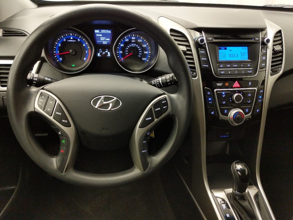 2016 Hyundai Elantra - Driver Dash