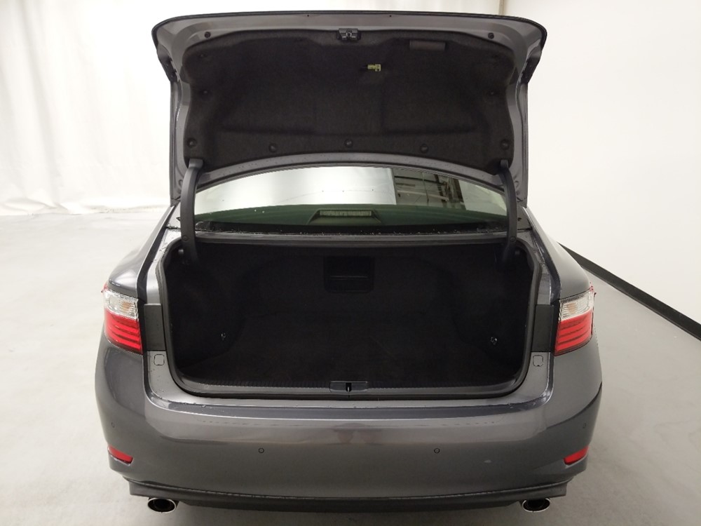 2014 Lexus ES 350 - Trunk